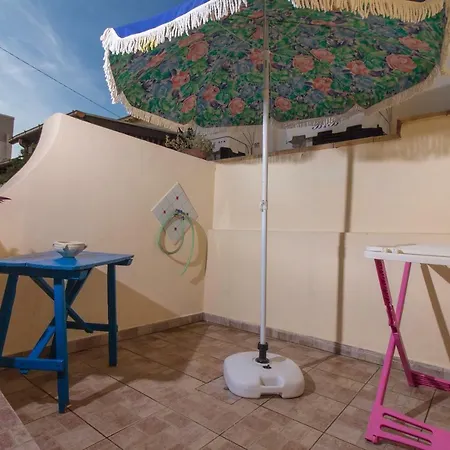 Gocce Di Mare * מקארי